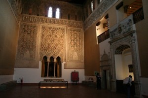 15579-sinagoga-del-transito-toledo-beautiful-main-prayer-hall
